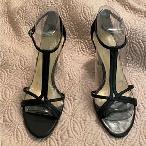 Ann Taylor Loft T-Strap Heels 8.5